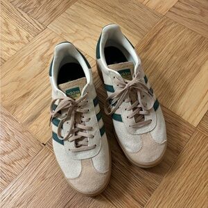 Adidas: GAZELLE BOLD SHOES